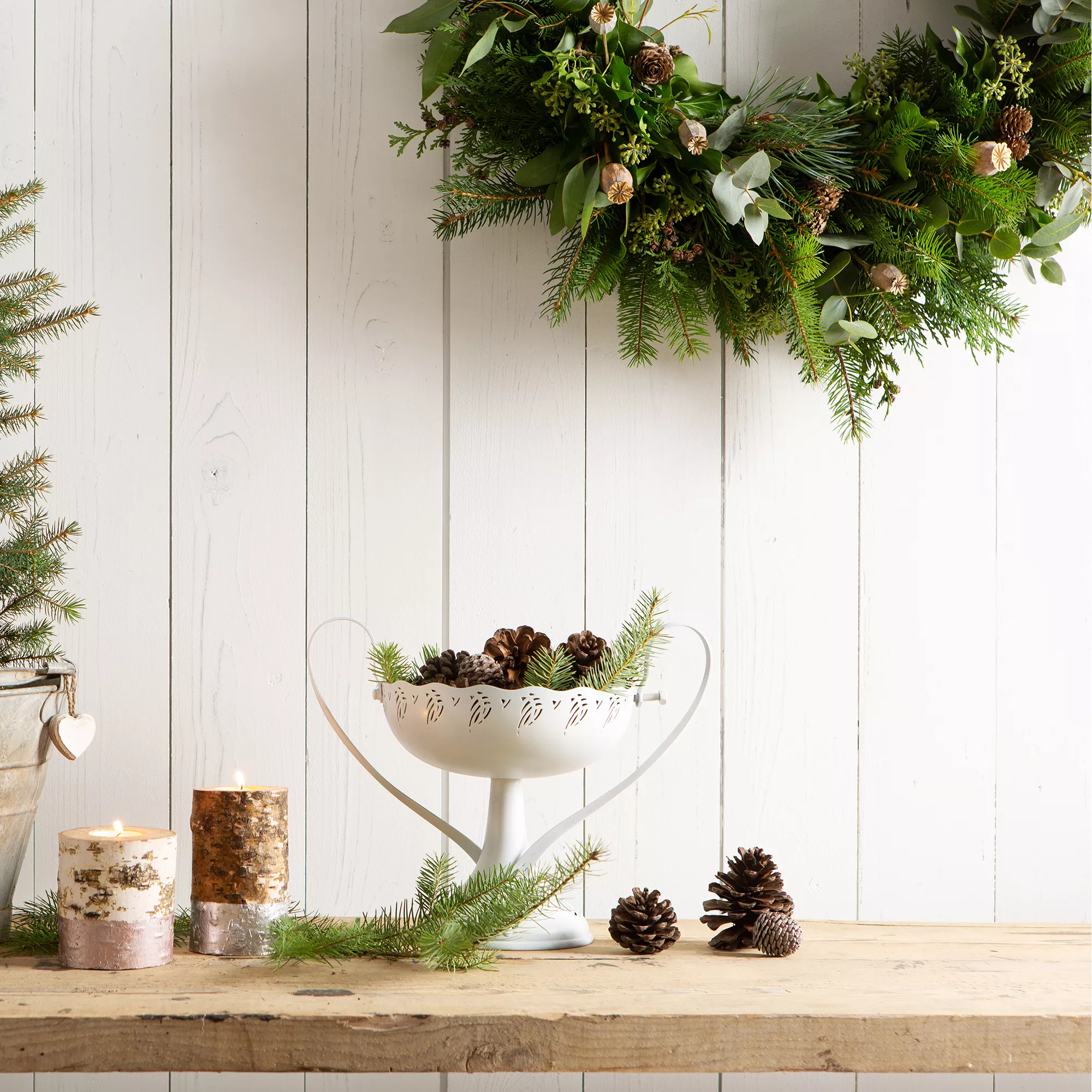 Craig & Rose 1829 Craftsman's White Chalky Emulsion paint, 2.5L Craig & Rose 1829 Craftsman's White Chalky Emulsion Paint, 2.5L -Home Paint Store craig rose 1829 craftsman s white chalky emulsion paint 2 5l5036211061672 01i bq