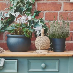 Rust-Oleum Black Sand Matt Furniture Paint, 750ml -Home Paint Store rust oleum black sand matt furniture paint 750ml5013296131506 01i bq